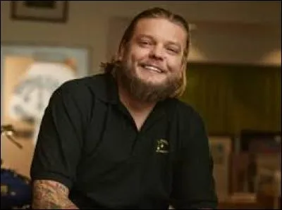 Quelle est la passion de Corey Harrison ?
