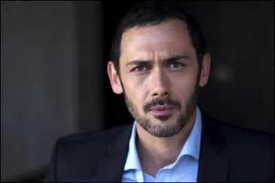 Avec qui Francesco est-il sorti ?