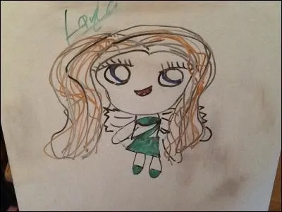 Layla arrive dans la...