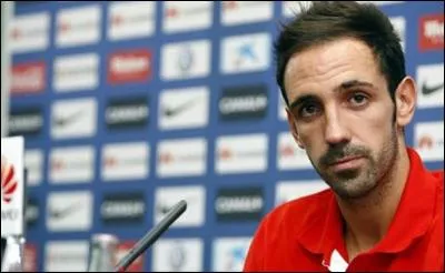 Quel est le nom de ce défenseur ?