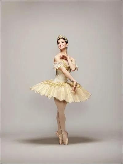 Avant de se tourner vers la danse classique, elle faisait de...