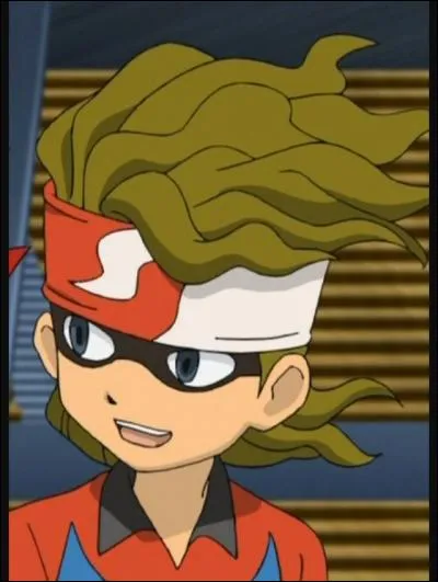 Lors du match opposant Raimon à Chaos, pourquoi Neppten ne passe-t-il le ballon qu'à des ex joueurs de Prominence ?