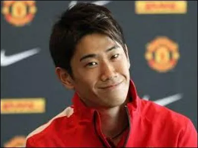 Où Shinji Kagawa évolue-t-il ?