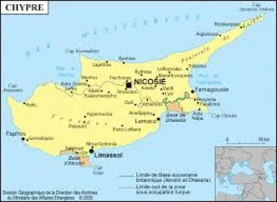 Enfin, Chypre a été admise en quelle année dans l'Union européenne ?