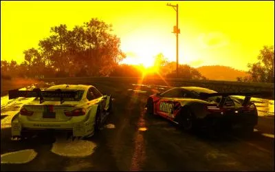 Quelle est la voiture de droite ?