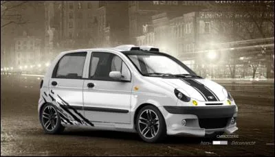 Quelle est cette minuscule voiture ?