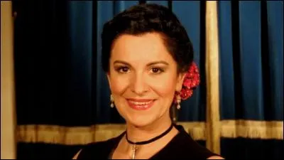 En 2013, quel hymne national a-t-elle chanté ?