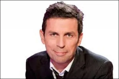 C'est un animateur de télévision et journaliste, il a animé l'émission "Ce soir (ou jamais ! ) " sur France 3 de 2006 à 2016, il s'agit de...