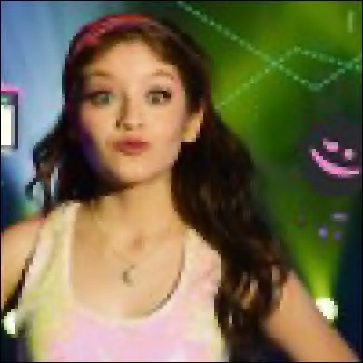 A la fin de l'épisode 40, de qui Luna est-elle amoureuse ?