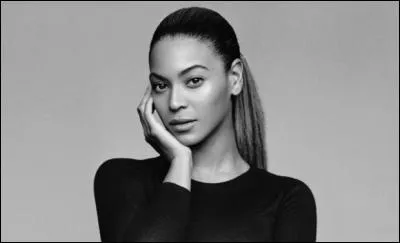 Dans quel groupe Beyoncé a-t-elle débuté sa carrière ?