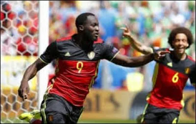 Quel est ce joueur qui a marqué deux buts dans le même match à l'Euro 2016 ?