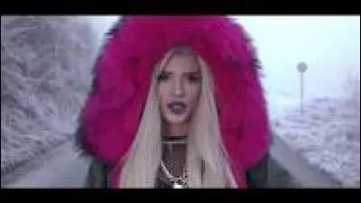 Qui a chanté " Bonbon " ?