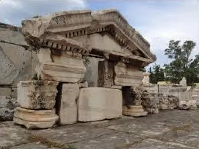 Quel est son principal lieu de culte ?