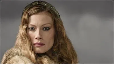 La reine Aslaug retrouve Harbard, quant à vous, vous retrouvez le nom de la série !