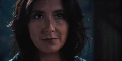 Comment se nomme la mère de Derek ?