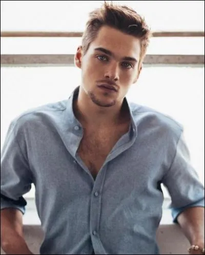 De qui Liam est-il amoureux ?