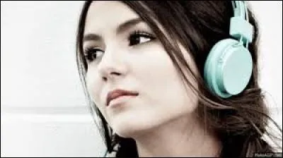Quel est le genre de musique de Victoria Justice ?
