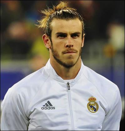 Qui est ce footballeur évoluant au Real Madrid ?