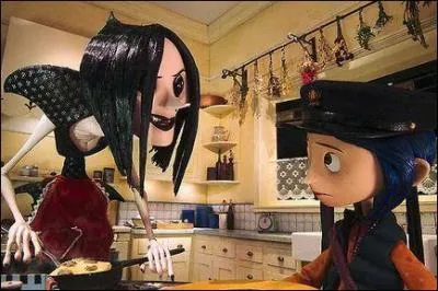 Que fait Coraline a l'autre ou sa mre