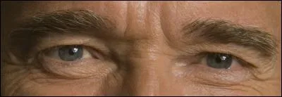 Ce mec est un Terminator !