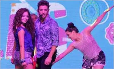 Comment Karol considère-t-elle Ruggero ?