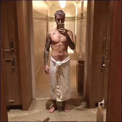 Il a &eacute;t&eacute; connu sur :