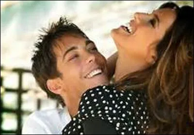 De quelle belle femme Lemarchal a-t-il partagé de longs moments, jusqu'à sa propre mort ?