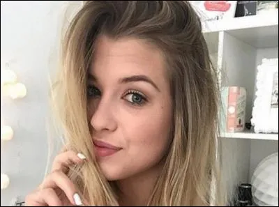 Combien a-t-elle environ d'abonnés ? (juin 2016)