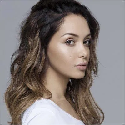 Quel est le pseudo sur Instagram de Nabilla Benattia ?