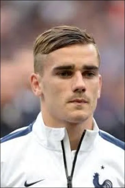 Comment s'appelle cet attaquant ?