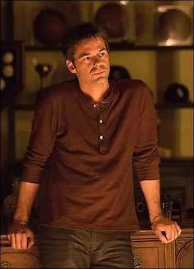 Pourquoi Charlie va-t-elle chez son oncle ?