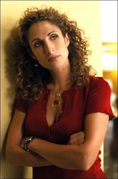 Comment s'appelle cette experte dévouée entièrement à son travail ?