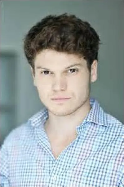 En quelle année a-t-il joué dans "Commissaire Magellan" ?