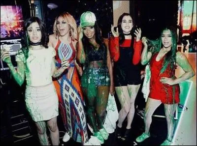 Comment s'appelle leur premier album ?