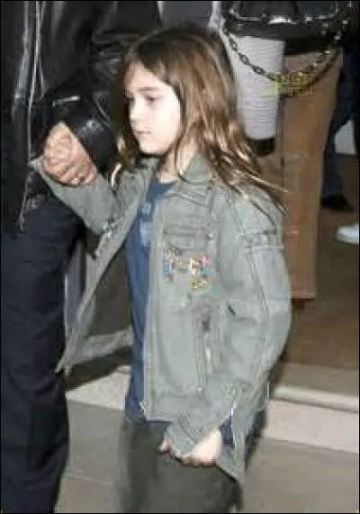 Comment sa seule fille à ce jour se prénomme-t-elle ?