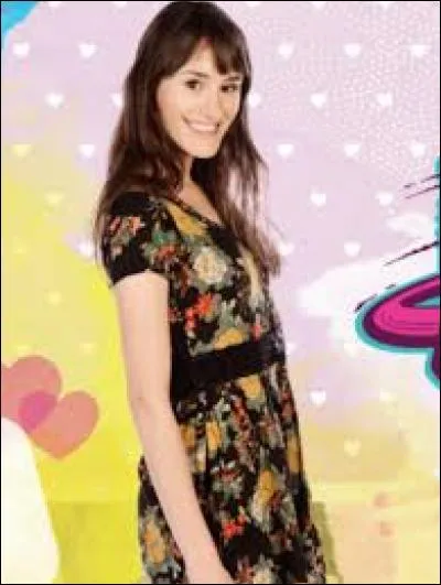 Comment s'appelle cette fille ?