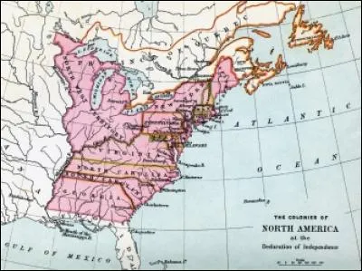 Quel Etat avait, le mois précédent, déjà déclaré son indépendance et adopté une constitution qui a inspiré la déclaration du 4 juillet ?
