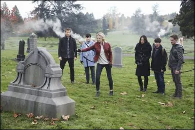 Qui revoit-on dans le monde souterrain parmi les anciens personnages des précédentes saisons ?