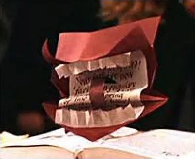 À quel membre de la famille Dumbledore va-t-il envoyer une seconde Beuglante dans le tome 5 ?