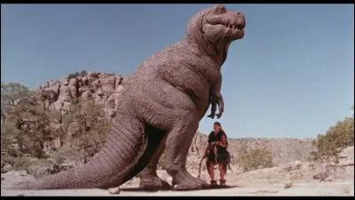 Dans quel film de dinosaures, sorti en 1981, peut-on voir Ringo Starr (batteur des Beatles) jouer au c&ocirc;t&eacute; de sa futur femme Barbara Bach ?