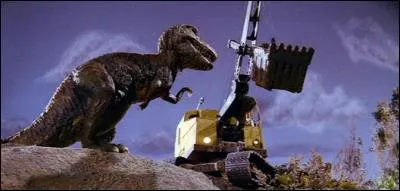 Dans quel film, sorti en 1960, voit-on un tractopelle combattre un tyrannosaure ressuscit&eacute; par la foudre ?