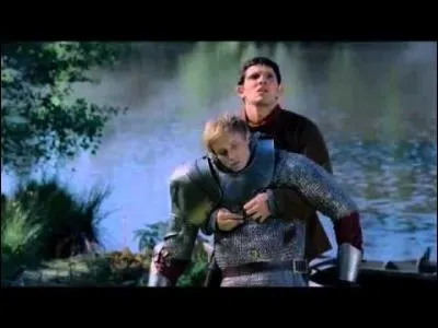 Qu'est-ce que Kilguarrah dit à Merlin pour lui donner du courage ?