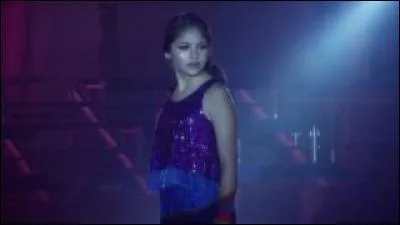 Luna a rêvé qu'elle embrassait....