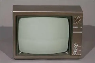 Laquelle de ces chaînes de télévision est née en 1986 ?