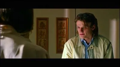 Qui Charles et Alex vont-ils voir pour avoir plus de renseignements sur le tremblement de terre qui s'est passé ?