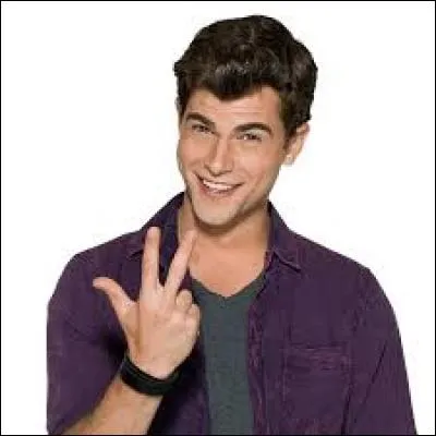 Diego, le petit ami de Violetta au cours de la saison 2 de la série, porte le même prénom dans la vraie vie.