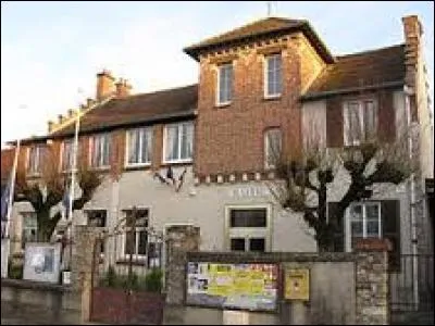 Ancienne commune de Seine-et-Marne, Écuelles se situe en région ...