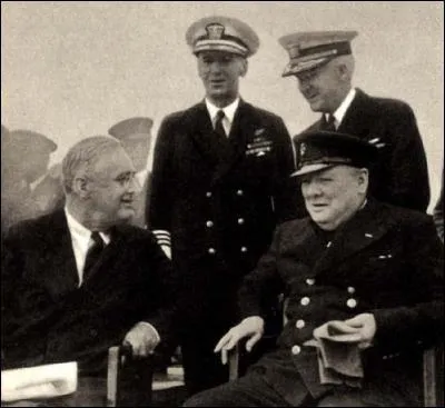 Le 14 ao&ucirc;t 1941, Churchill et Roosevelt se rencontrent et adoptent un texte affirmant les principes de leur alliance. Comment se nomme le texte ?