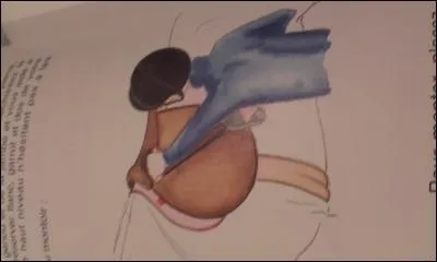 De quel côté doivent monter les cavaliers /cavalieres sur le cheval ?