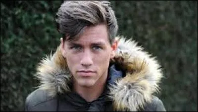 Avec qui est-il en couple ?